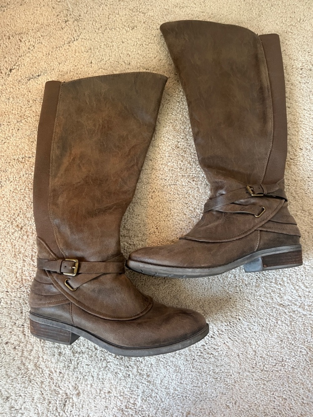 Women's Brown Baretraps Yazzie Buckle Riding Boots